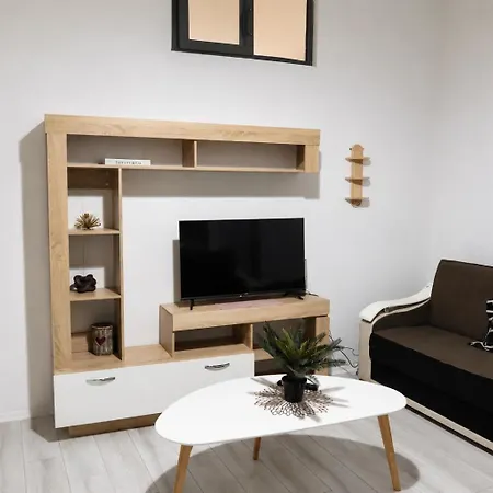 Champs Spacious * Golem (Tirana)